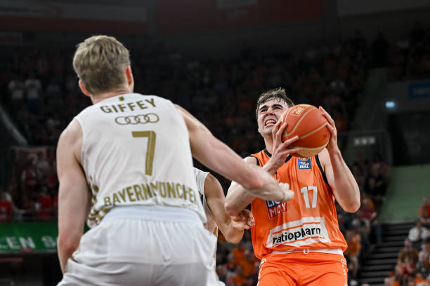 戴维斯不仅 戴维斯不仅