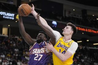 名运动员进 名运动员进